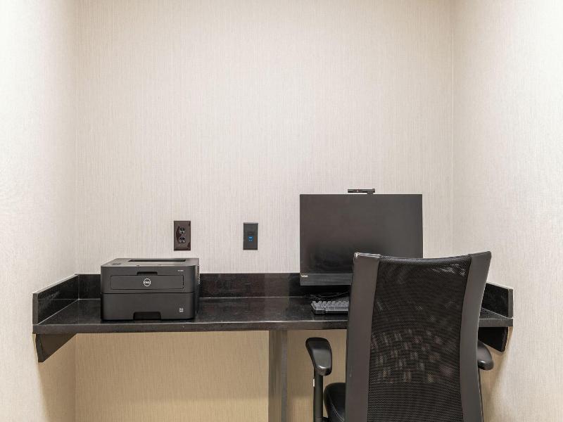 Fairfield Inn & Suites Hooksett image