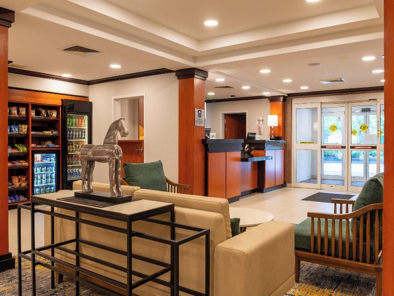 Fairfield Inn & Suites Hooksett image