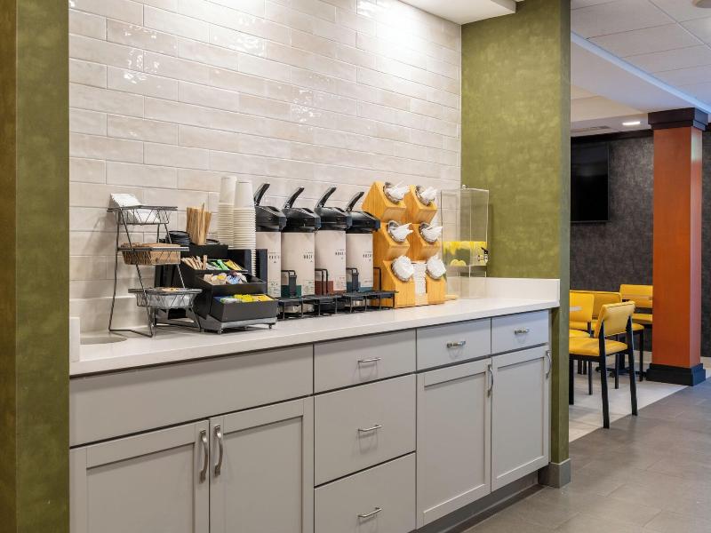 Fairfield Inn & Suites Hooksett image