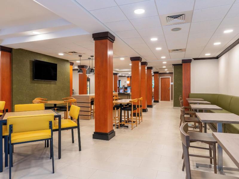Fairfield Inn & Suites Hooksett image