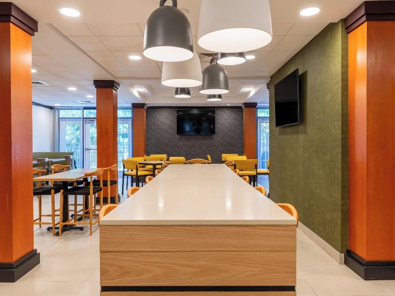 Fairfield Inn & Suites Hooksett image