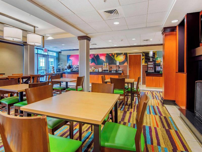 Fairfield Inn & Suites Hooksett image