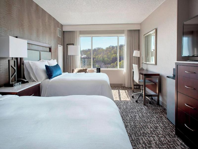 Philadelphia Marriott West image