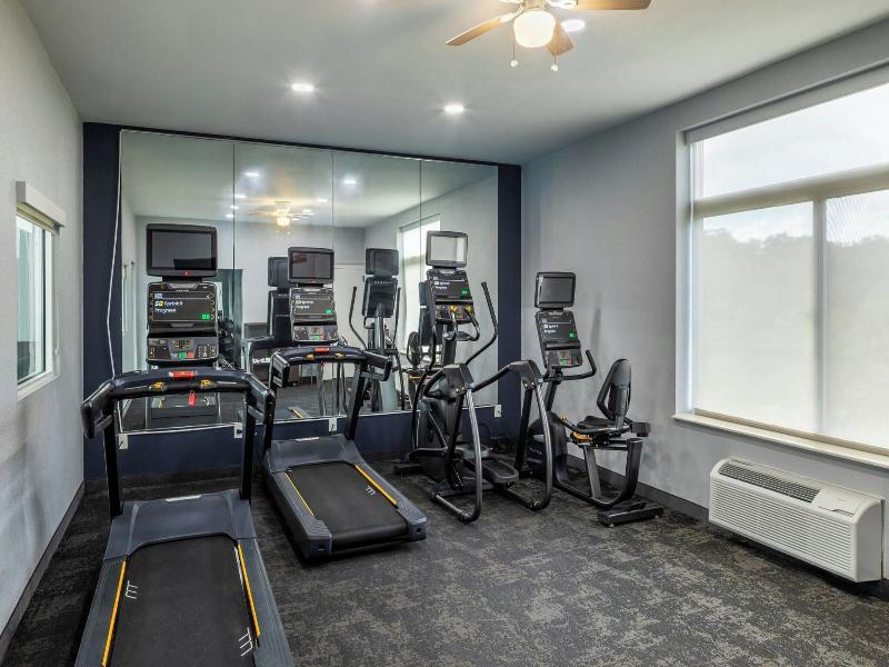 Fairfield Inn & Suites Butler image
