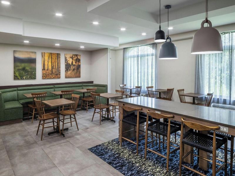 Fairfield Inn & Suites Butler image