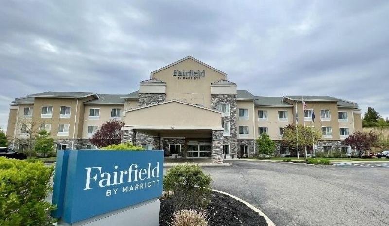Fairfield Inn & Suites Slippery Rock image