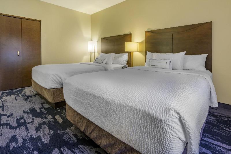 Fairfield Inn & Suites Slippery Rock image