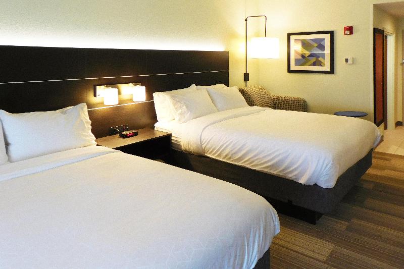 Holiday Inn Express Coventry S - West Warwick Area photo 6