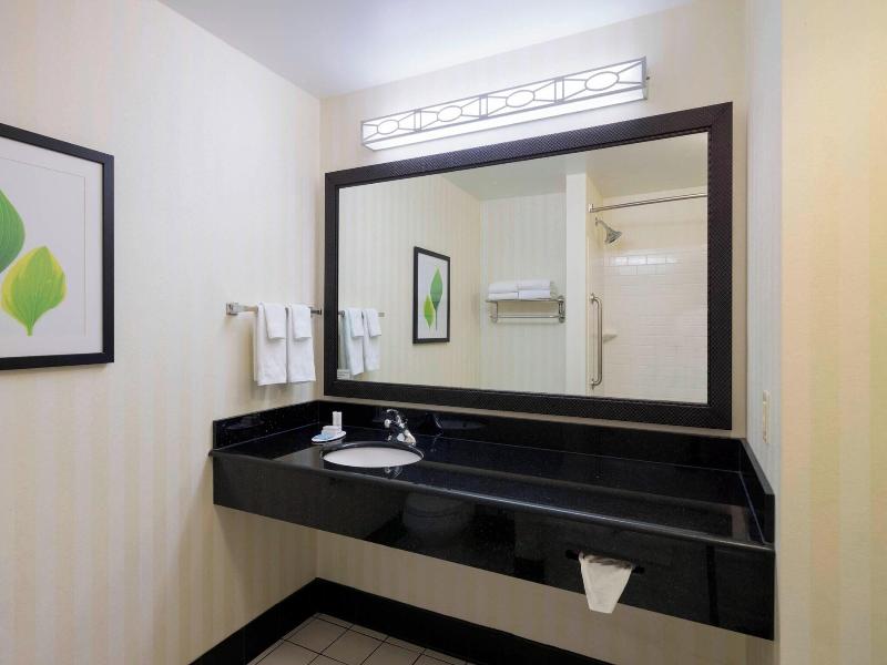 Fairfield Inn & Suites Huntingdon Route 22/Raystow image