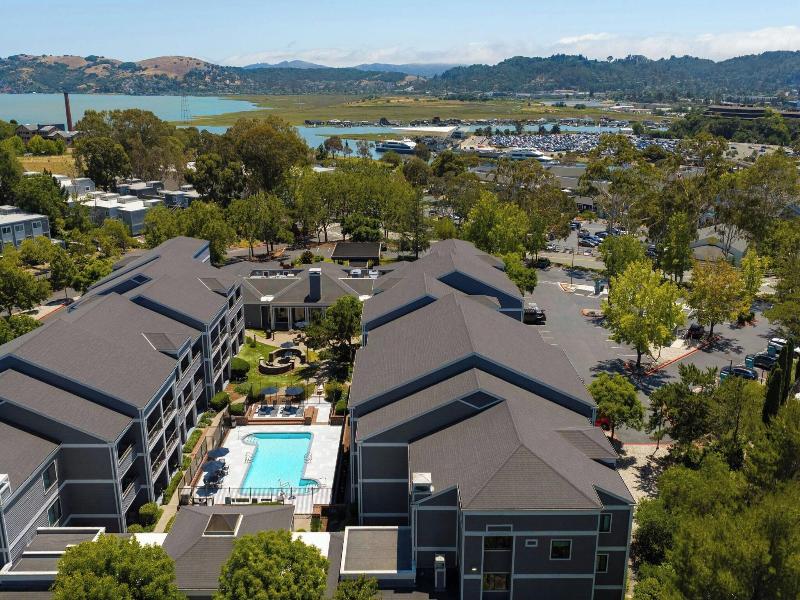 Courtyard San Francisco Larkspur Landing/Marin Cou image