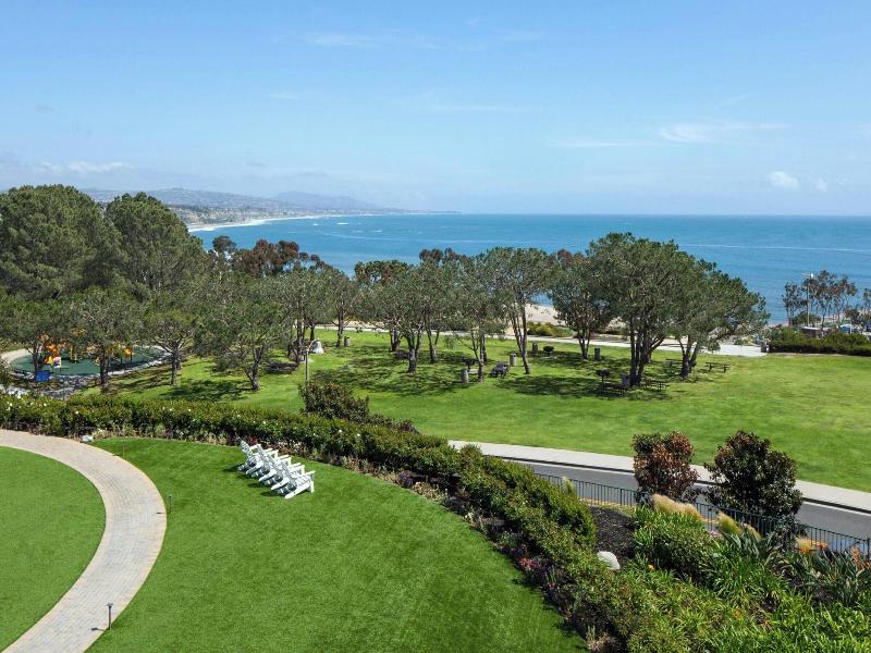 Laguna Cliffs Marriott Resort & Spa image
