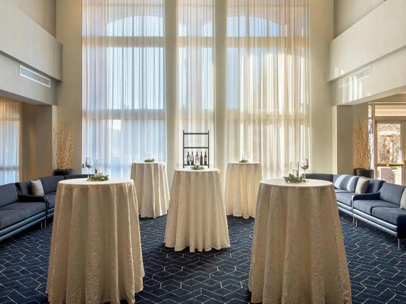 Courtyard Basking Ridge image
