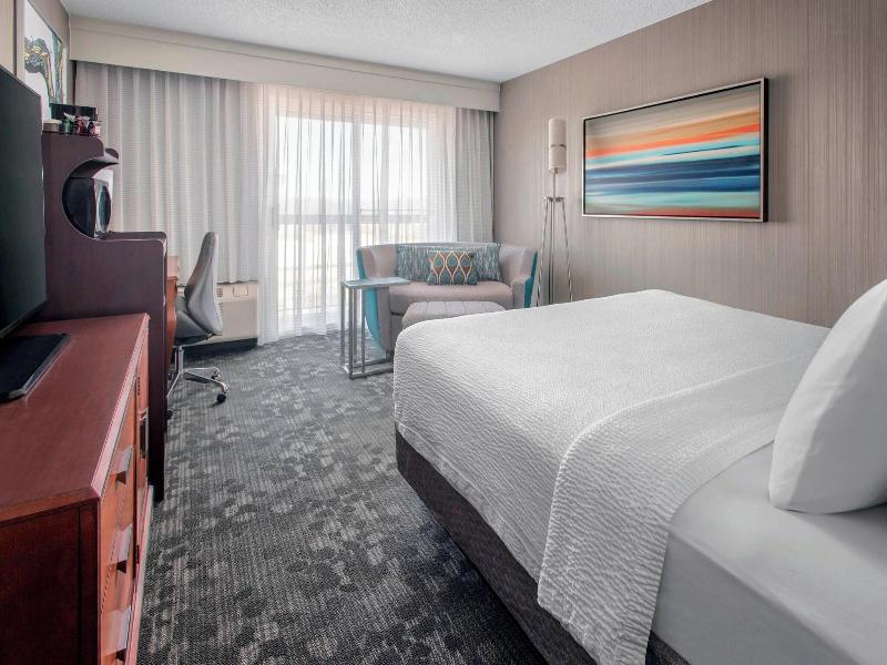 Courtyard Basking Ridge image