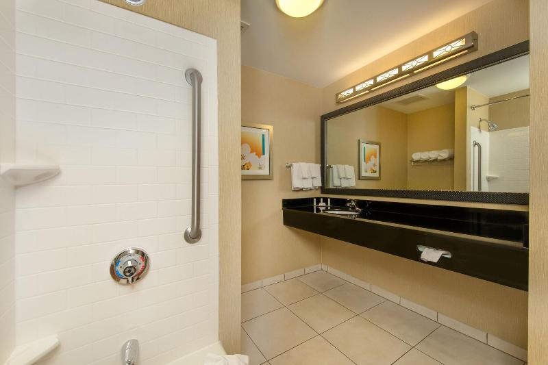 Fairfield Inn & Suites Knoxville West image