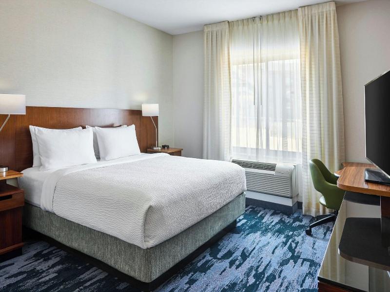 Fairfield Inn & Suites Knoxville West image