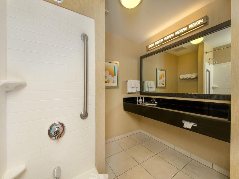 Fairfield Inn & Suites Knoxville West image