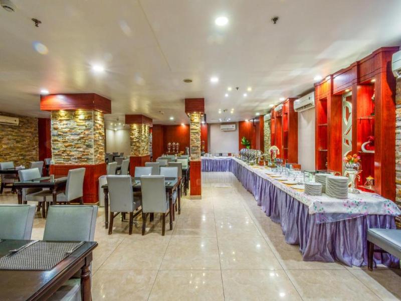 Haven Plaza image