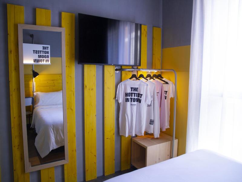 room00 Valencia Hostel image