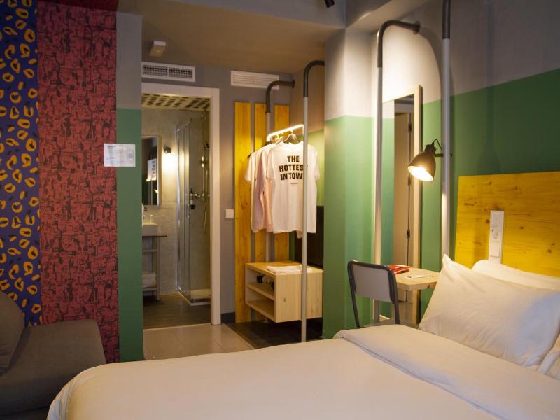 room00 Valencia Hostel image