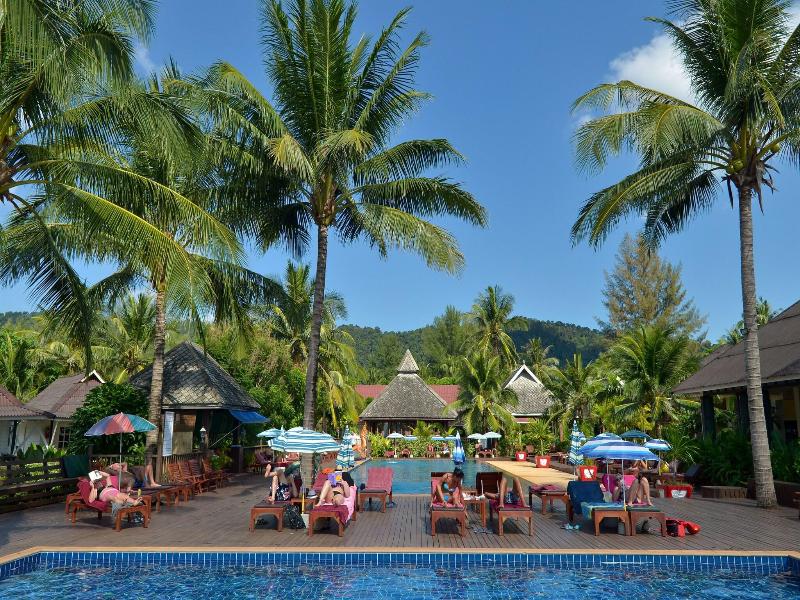 Nakara Longbeach Resort