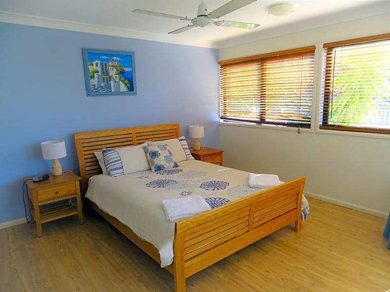 Pandanus Palms Resort image
