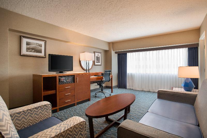 Crowne Plaza Los Angeles Harbor Hotel Crowne Plaza Los Angeles Harbor Hotel