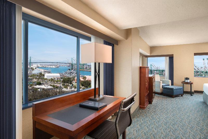 Crowne Plaza Los Angeles Harbor Hotel Crowne Plaza Los Angeles Harbor Hotel