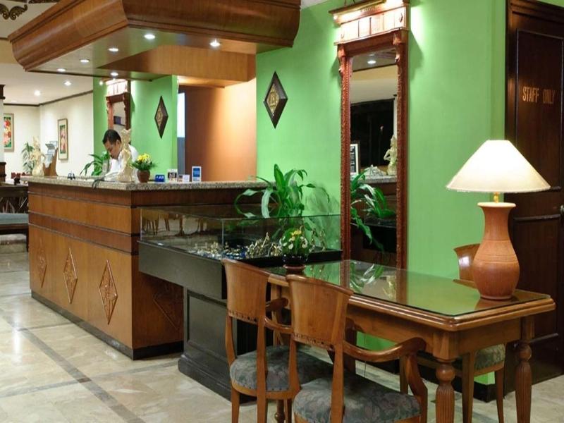 Grand Trawas Hotel image