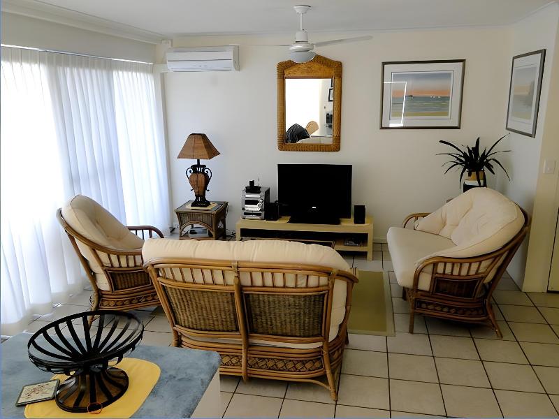 Bayview  Harbourview Apartments image