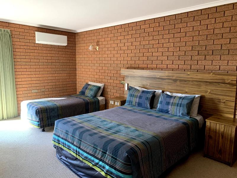 Kingswood Motel  Apartments