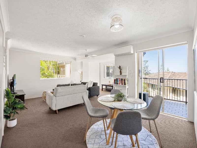 Bayview Beach Holiday Apartments image