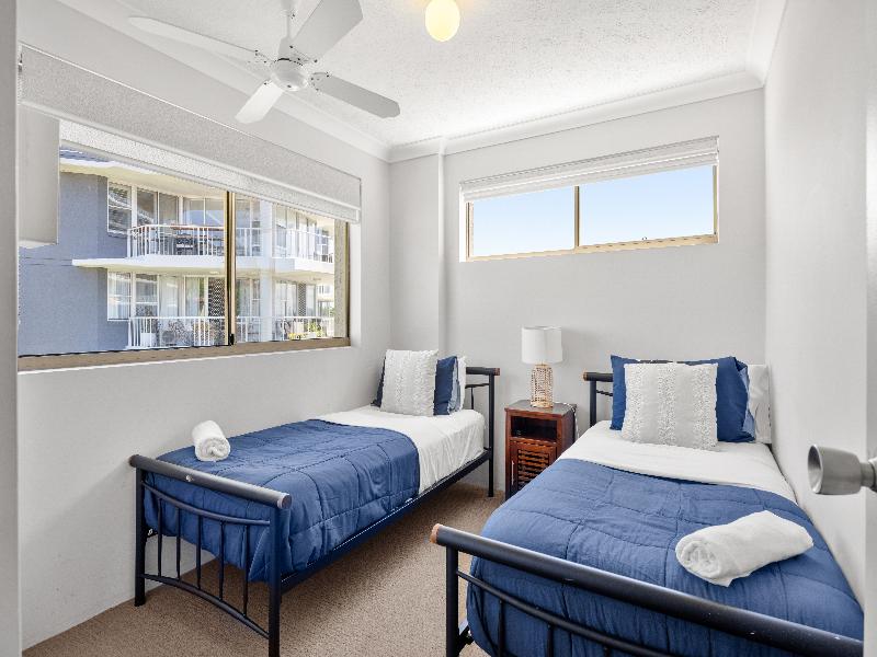 Bayview Beach Holiday Apartments image