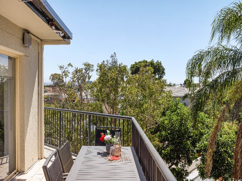 Bayview Beach Holiday Apartments image