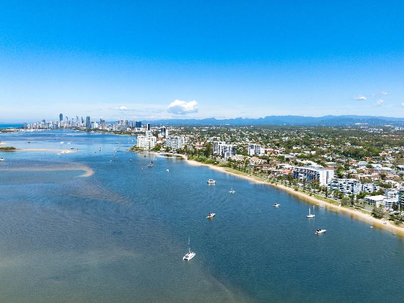 Bayview Beach Holiday Apartments image