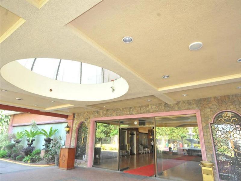 Queen Margarette Hotel Main image