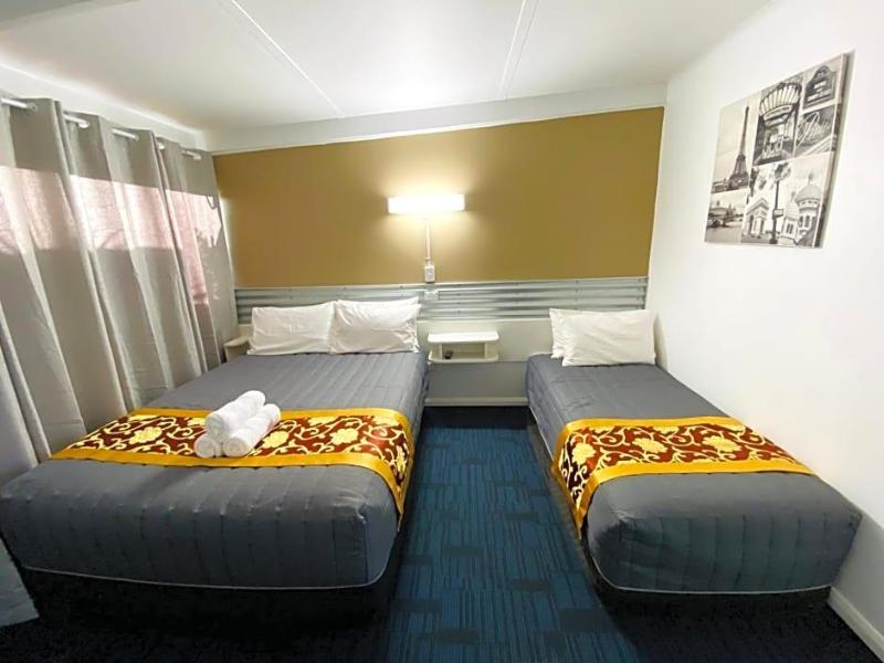 Midvalley Motel