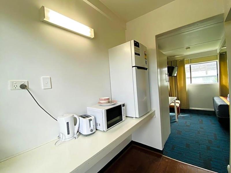 Midvalley Motel
