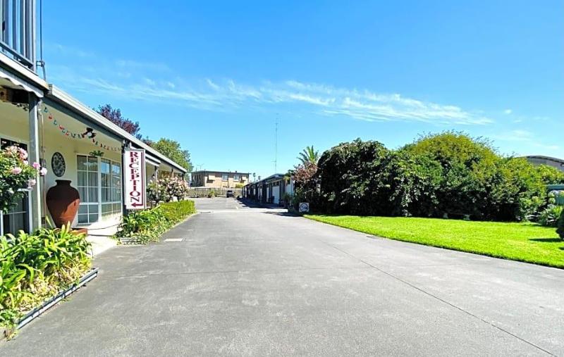 Midvalley Motel