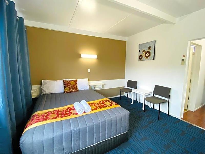 Midvalley Motel