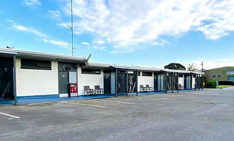 Midvalley Motel