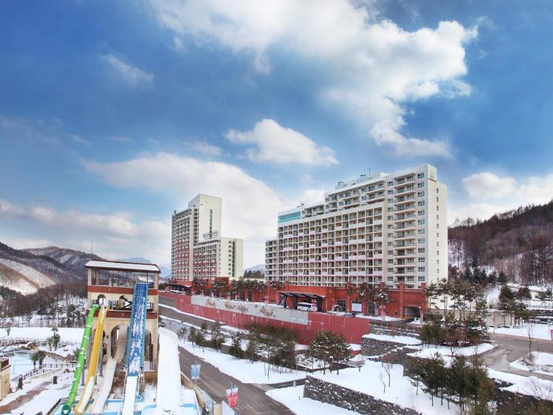 Hanwha Resort Pheonix Park