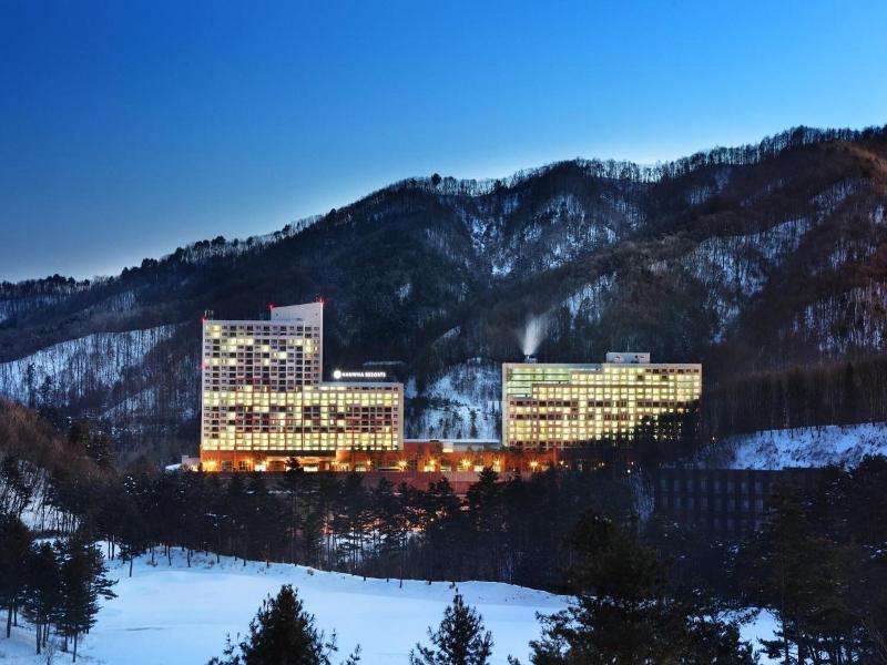 Hanwha Resort Pheonix Park