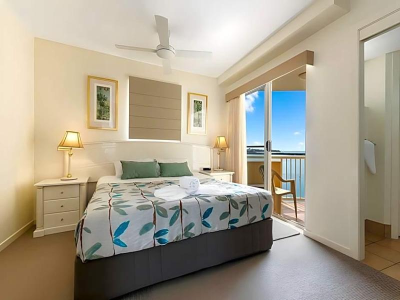 Riviere on Golden Beach Apartment image