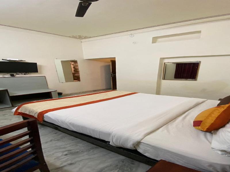 Hotel Laxmi Niwas image
