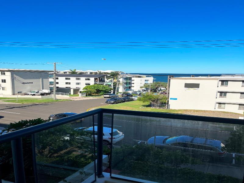 King'S Row Holiday Apartments image