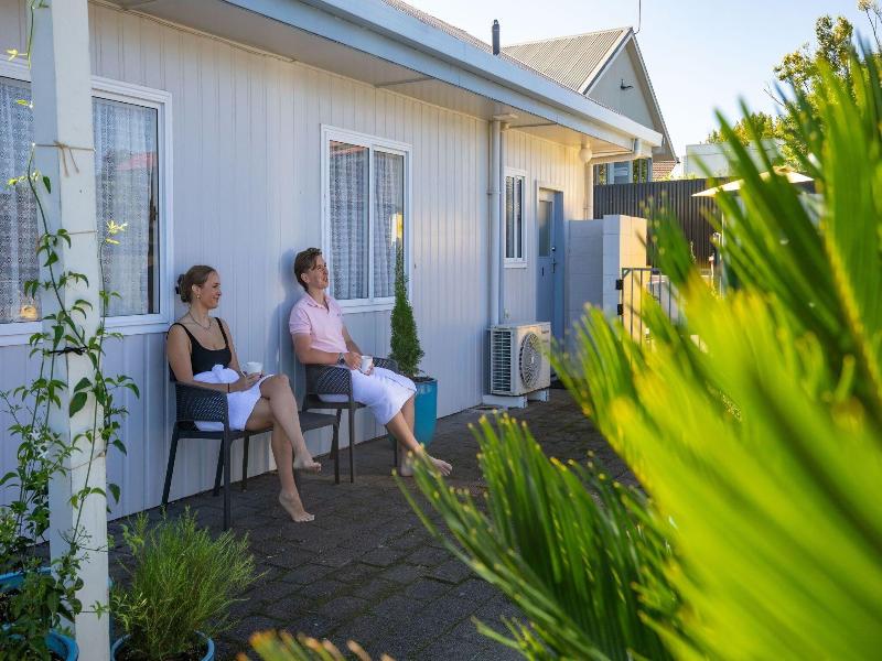 Kowhai  Colonial Motel image