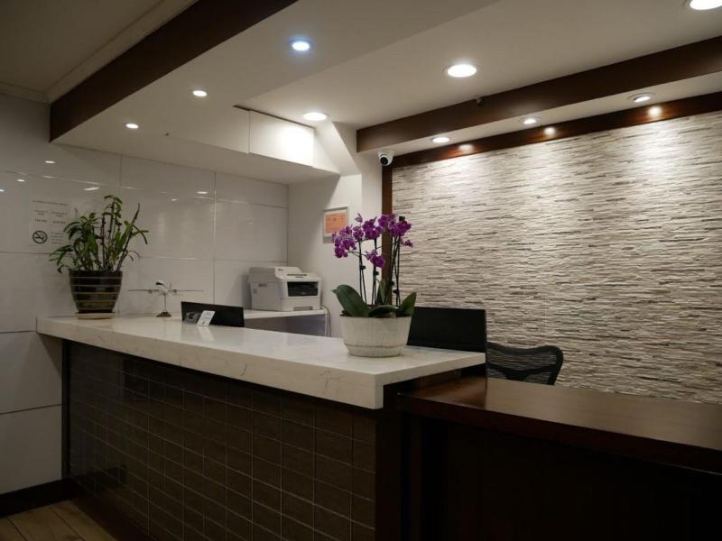 Flushing Central Hotel image