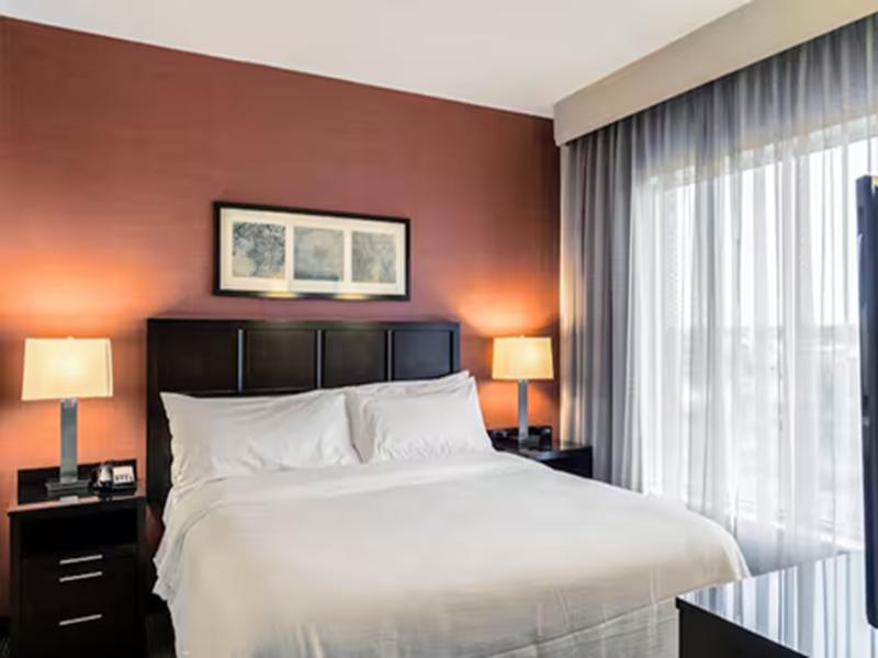 Embassy Suites Elizabeth Newark Airport image