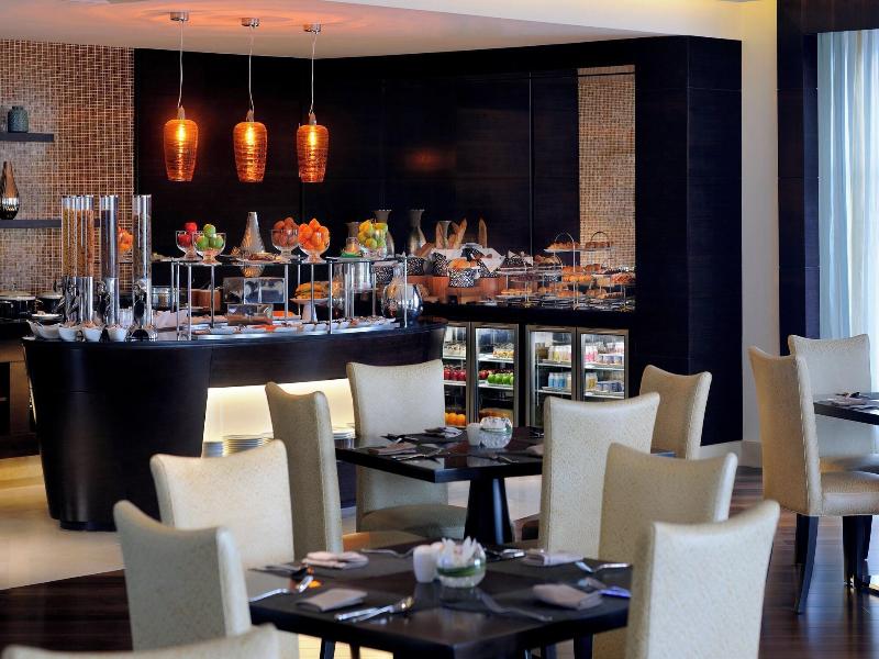 Marriott Executive Apartments Al Jaddaf, Dubai image