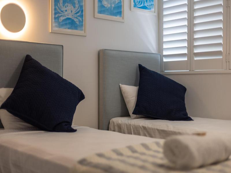 Sundeck Gardens Apartments image